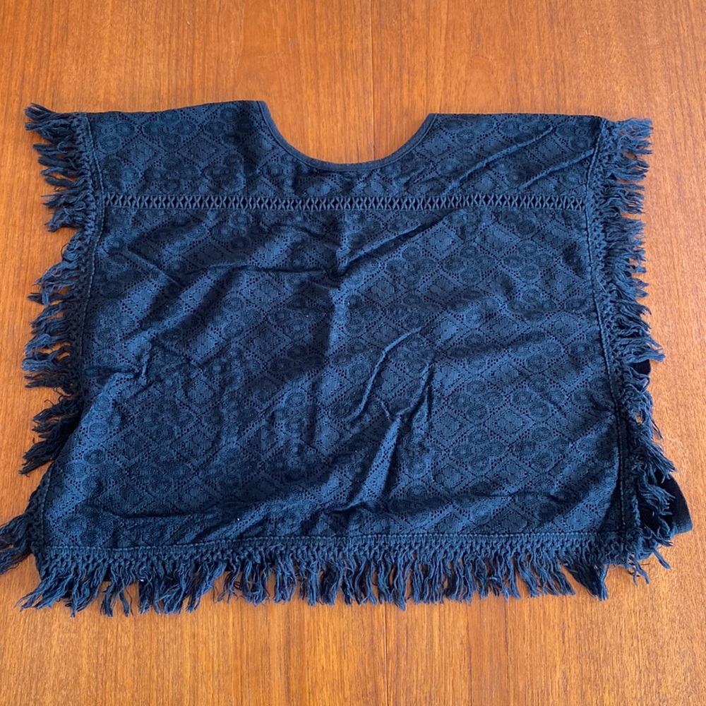 Aqua girls black shawl